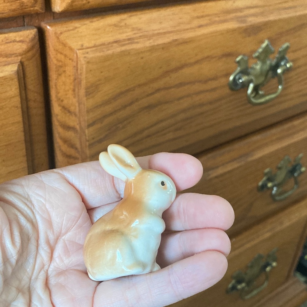 Easter Figurine Set - Duck and Bunnies - Picture 5 of 7